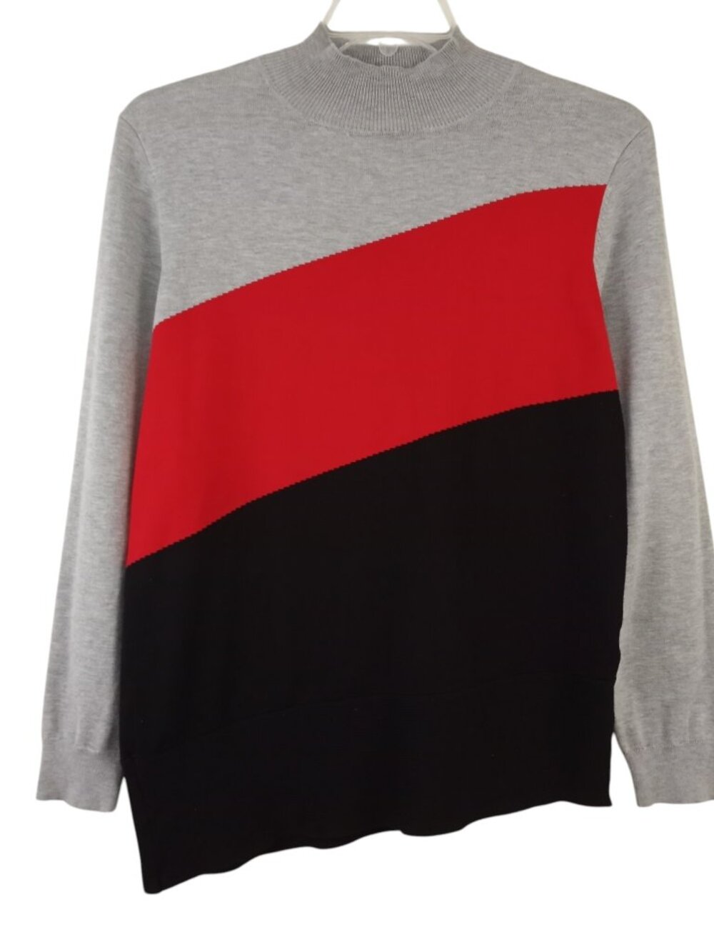 89th & Madison Gray Red Black Mock Neck Long Sleeve Pullover Sweater
